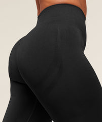 Everyday Seamless Capri Legging - Black