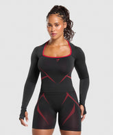 Apex Lift Seamless Long Sleeve Crop Top - Black/Carmine Red