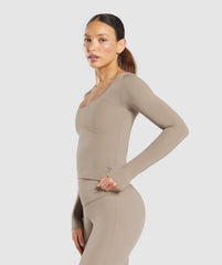 Elevate Long Sleeve Top - Lifestyle Brown