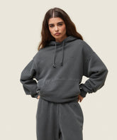everywear Relaxed Hoodie - Black