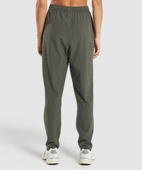 Everyday Woven Pant - Strength Green