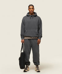 everywear Relaxed Hoodie - Washed Black