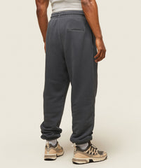 everywear Relaxed Sweatpants - Black