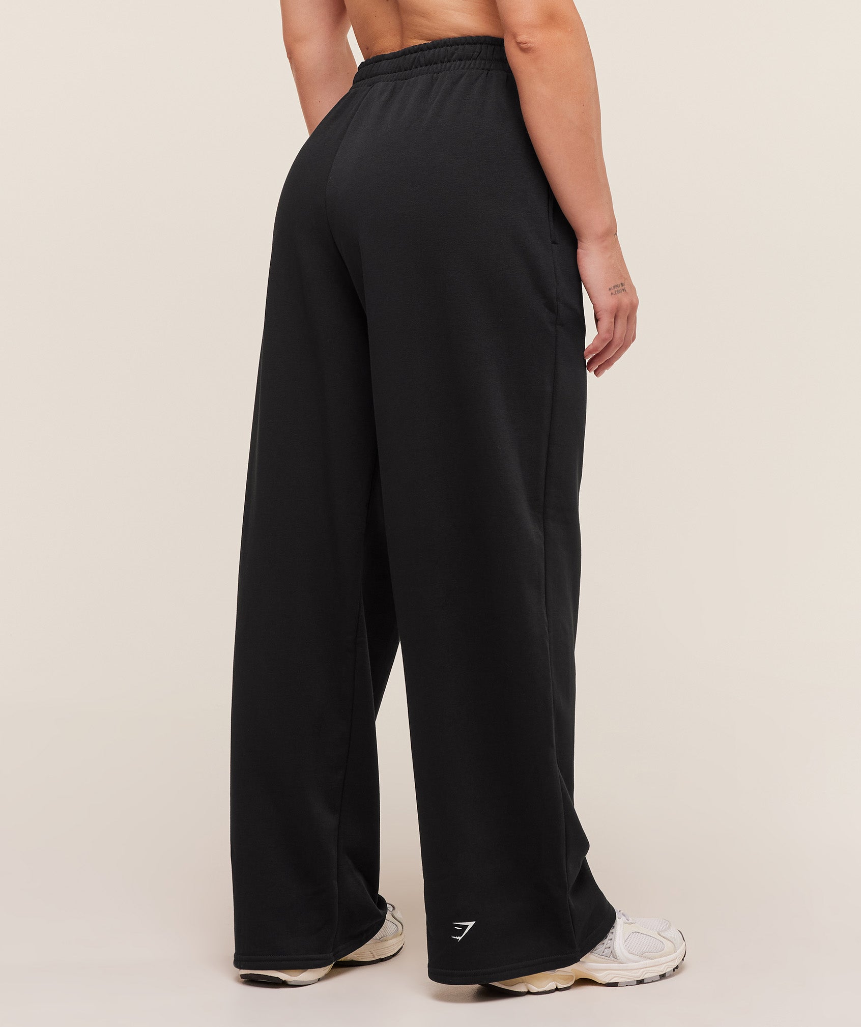 Lifting Club Graphic Straight Leg Joggers - Black