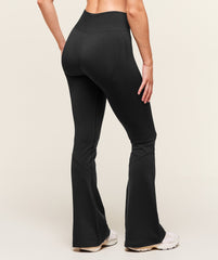 Everyday Seamless Flared Legging - Black