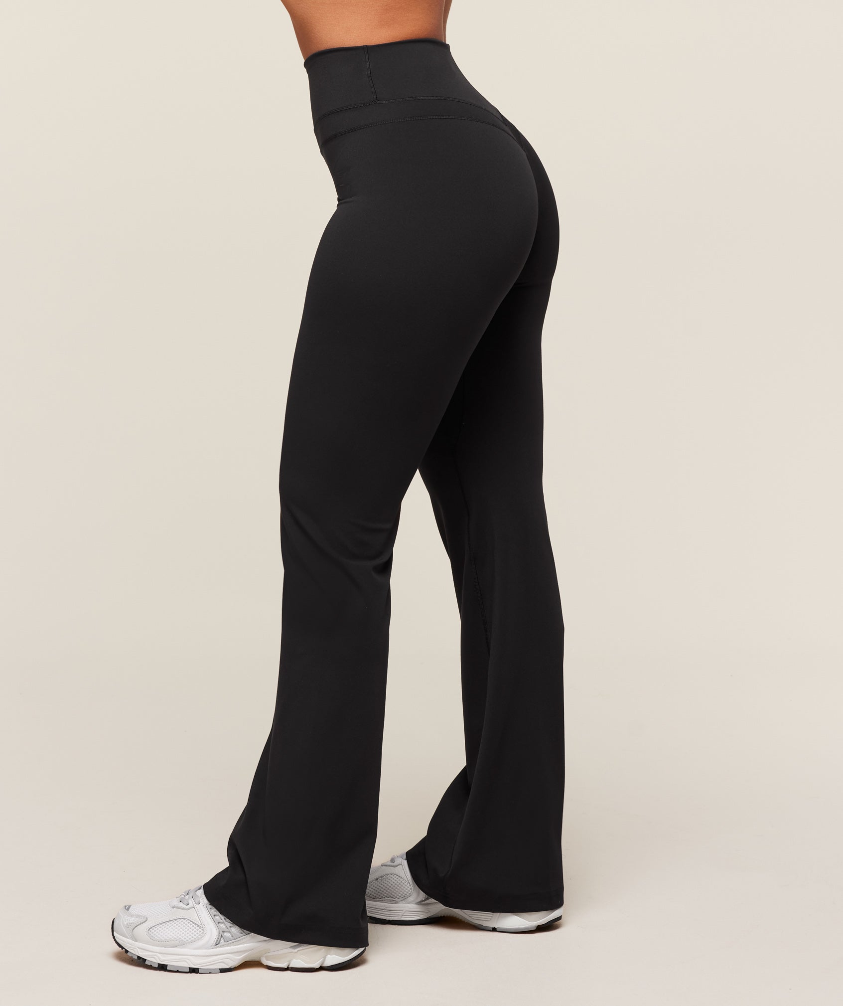 Whitney Flared Leggings - Black