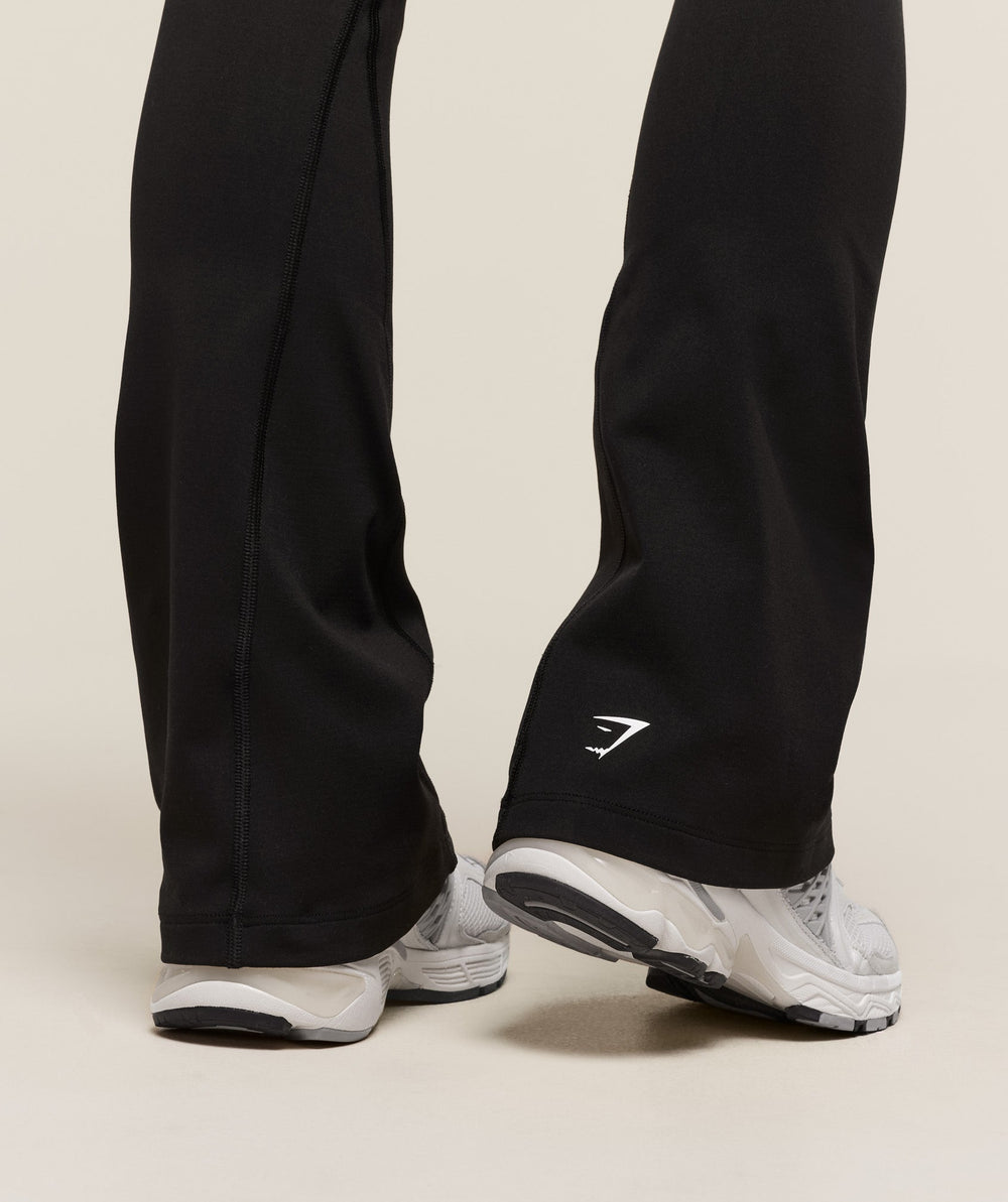 Vital Soft Flared Legging - Black