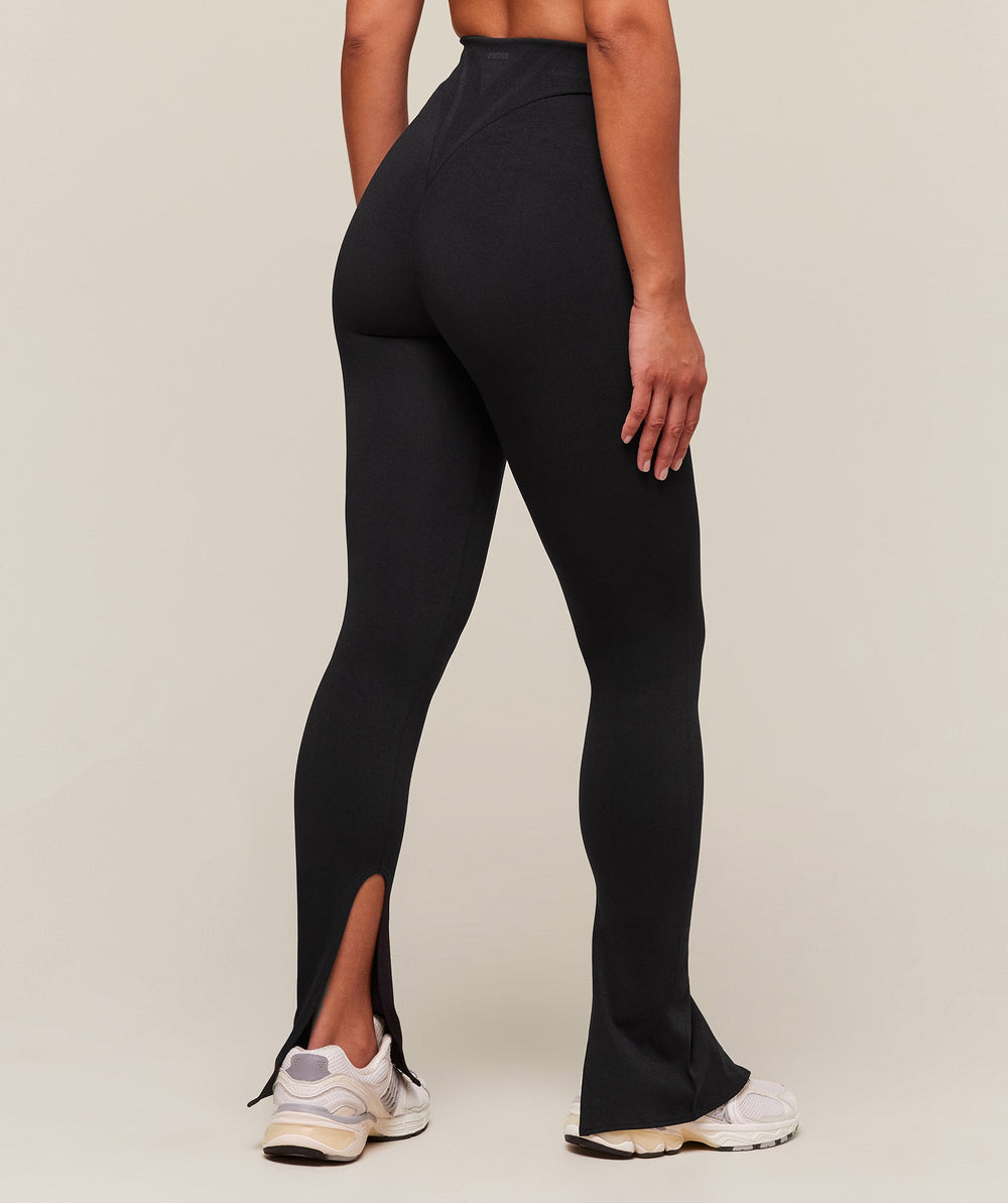everywear Warp Knit Flare Legging - Black