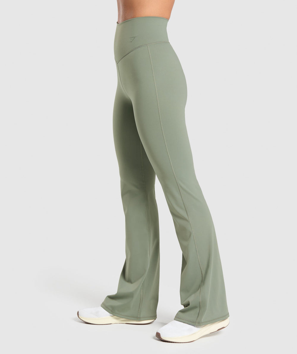Elevate Flared Leggings 2.0 - Unit Green