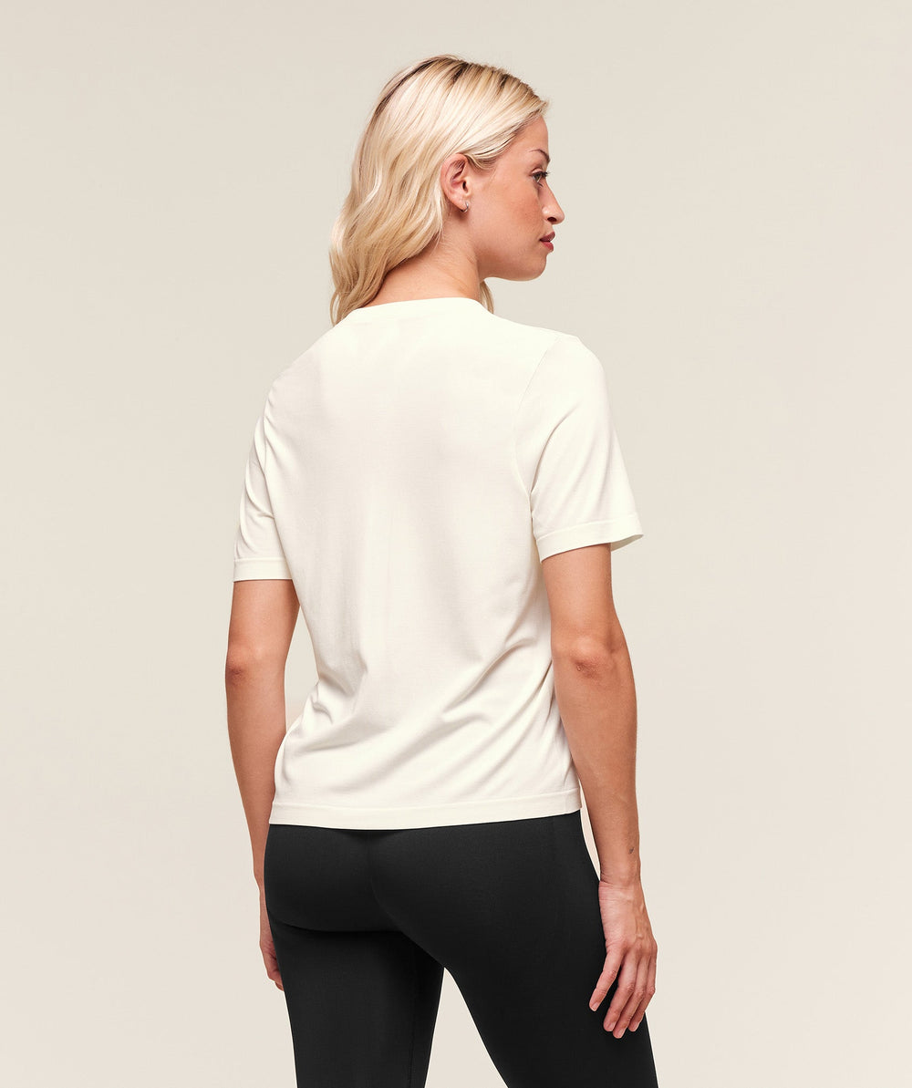 Everyday Seamless T-Shirt - Soft White