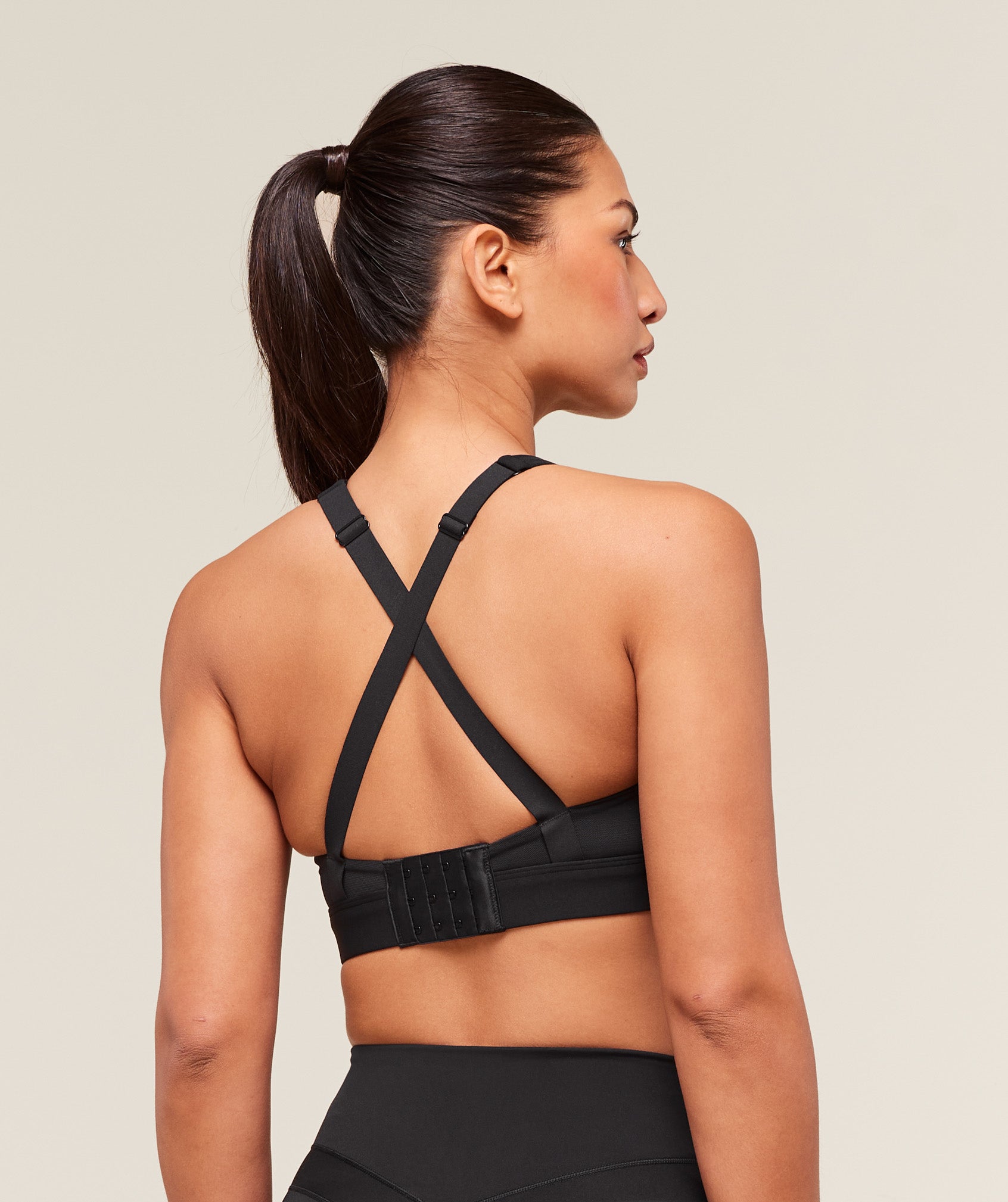 Crossover Strap High Support Sports Bra - Black