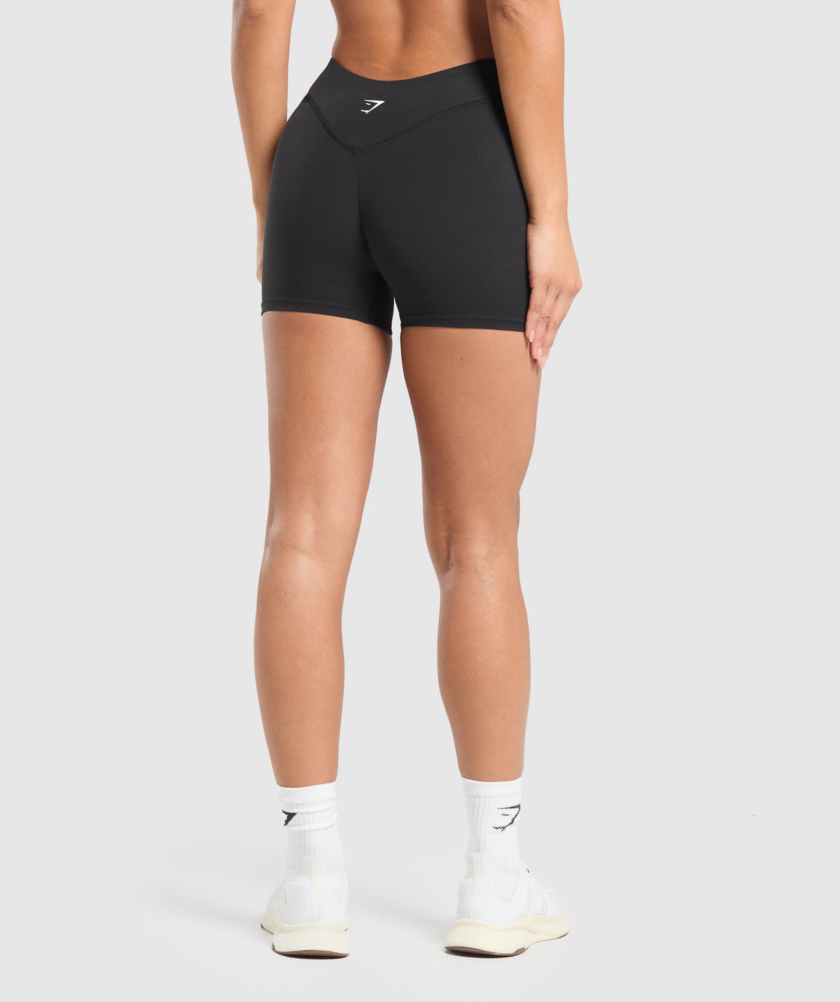 Dipped Waistband Shorts - Black