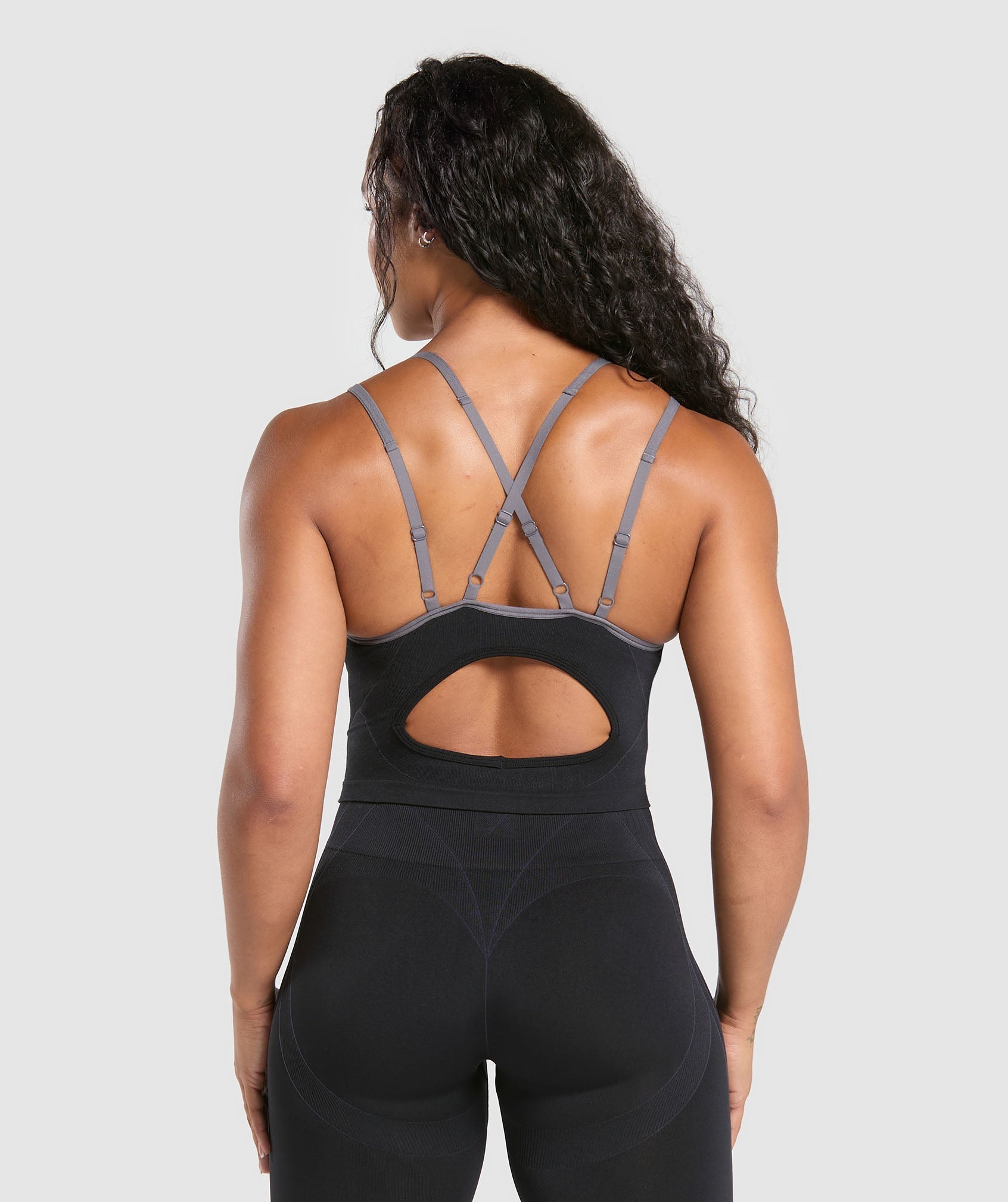 Apex Contrast Tank With Shelf - Black/Brushed Grey