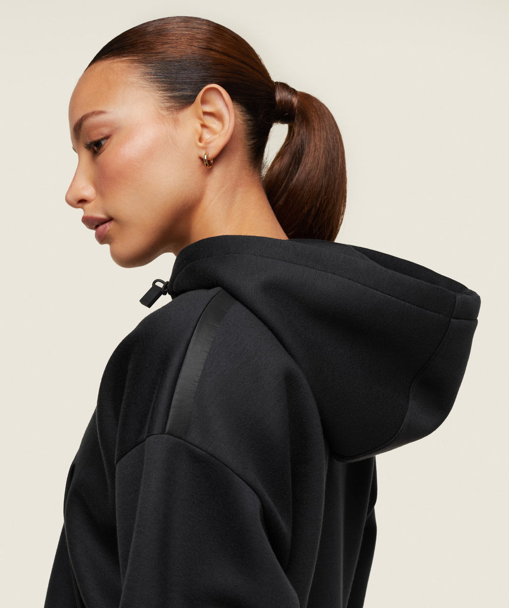 everywear Tech Cropped Hoodie - Black