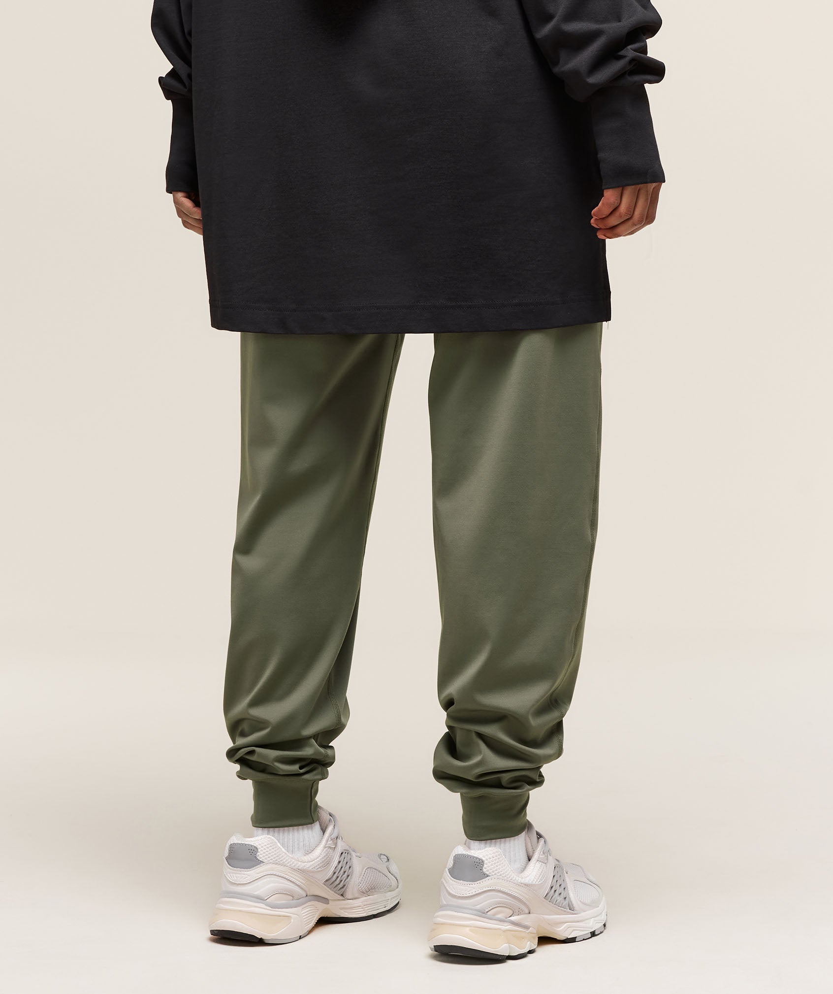 Covered Jogger - Core Olive