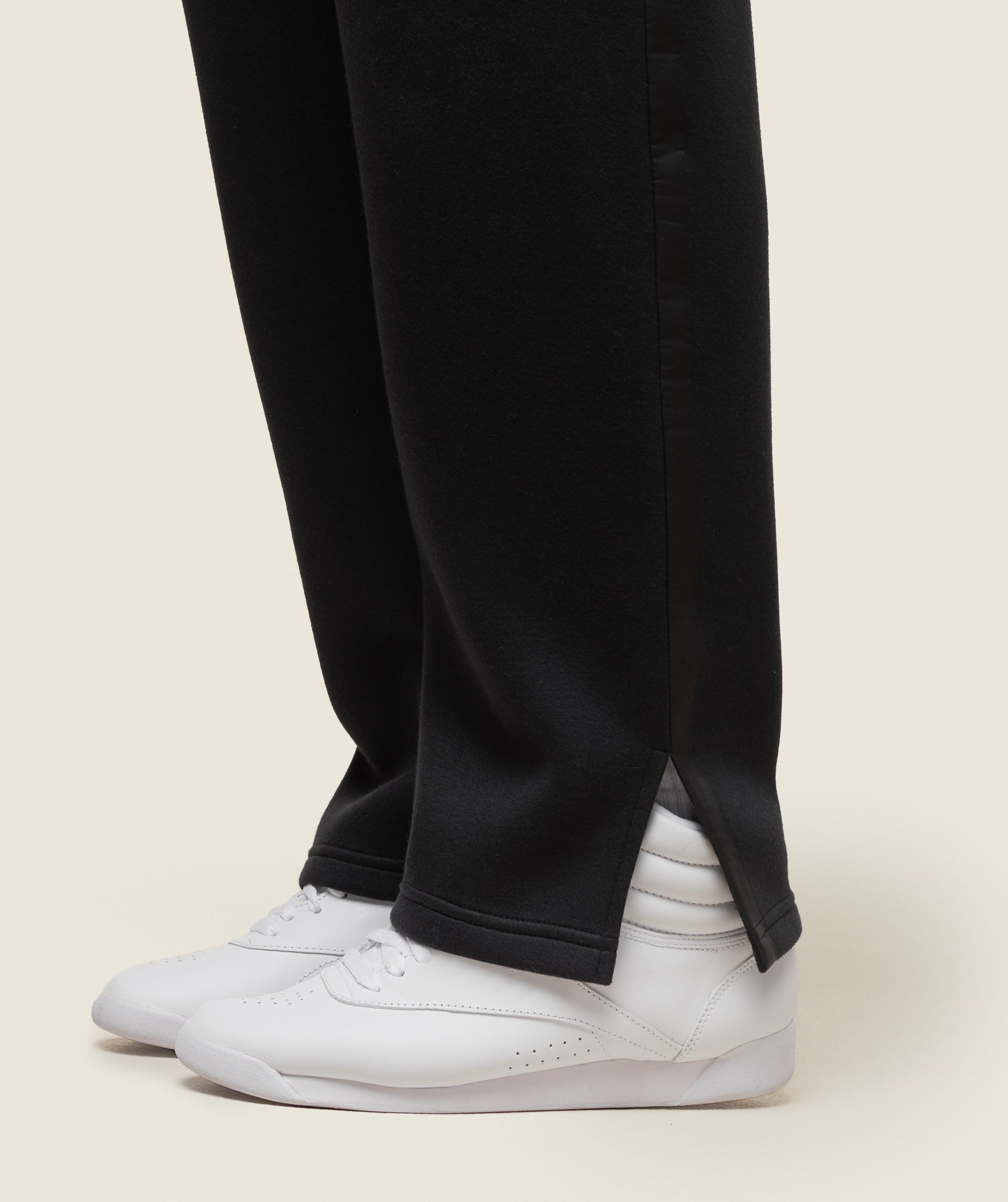 Abstract Tech Jog Pant - Black