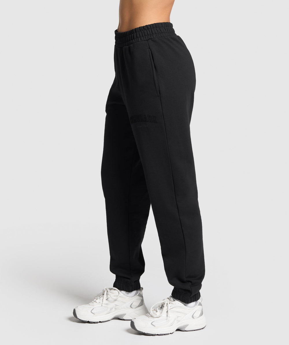 Campus Classics Graphic Joggers - Black