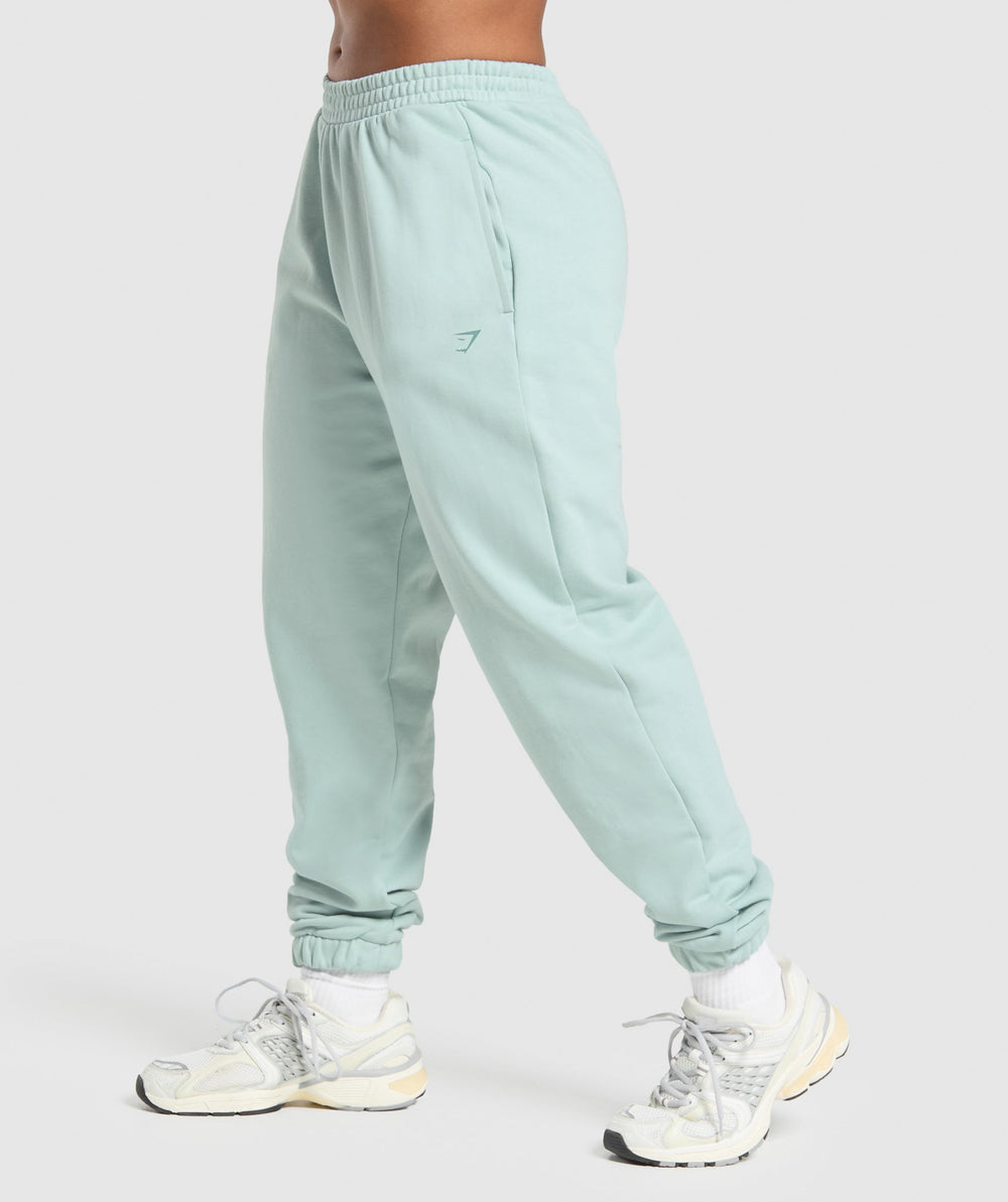 Back Gains Graphic Joggers - Morning Blue
