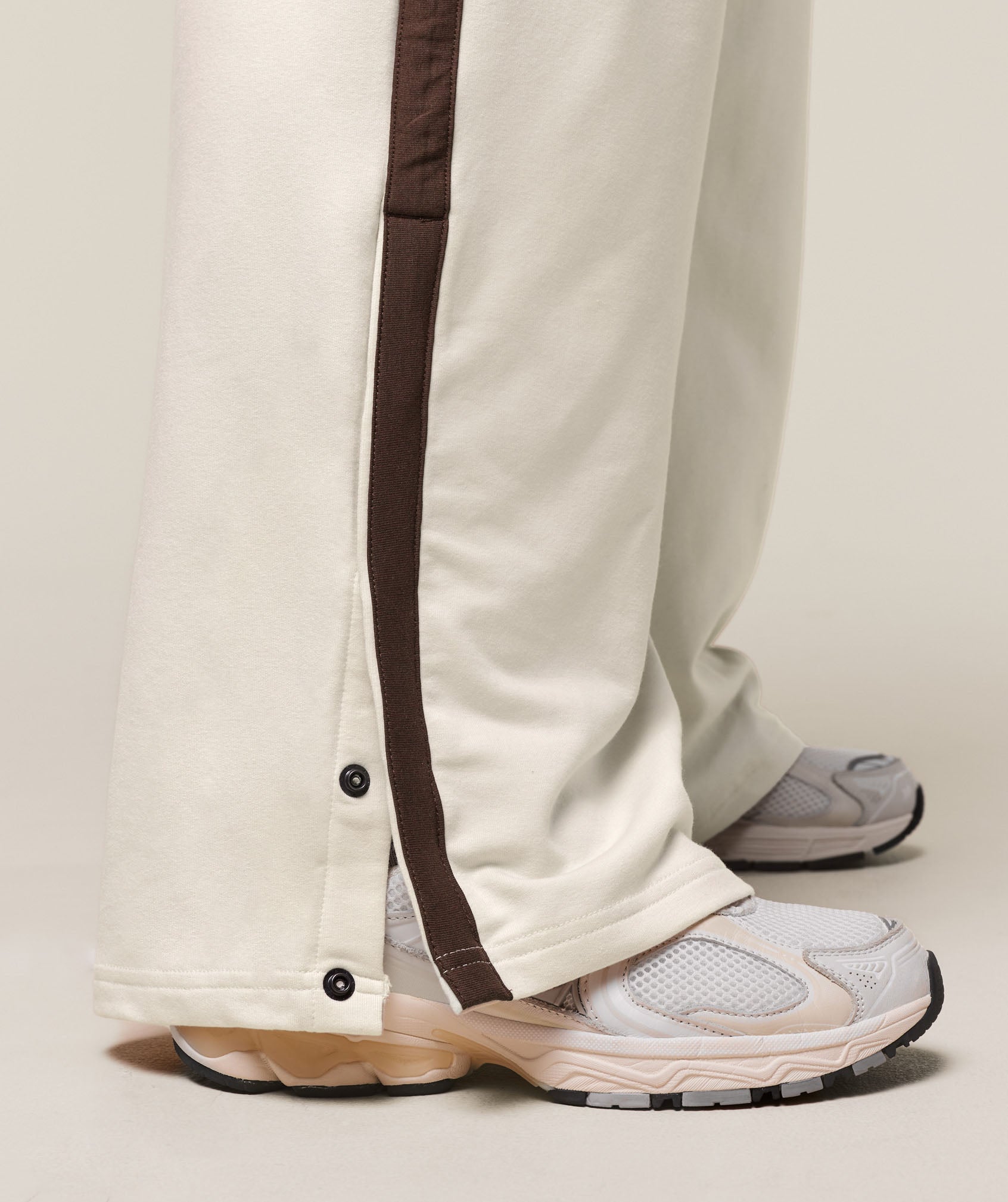 Retro Stripe Snap Pant - Oat White/Archive Brown
