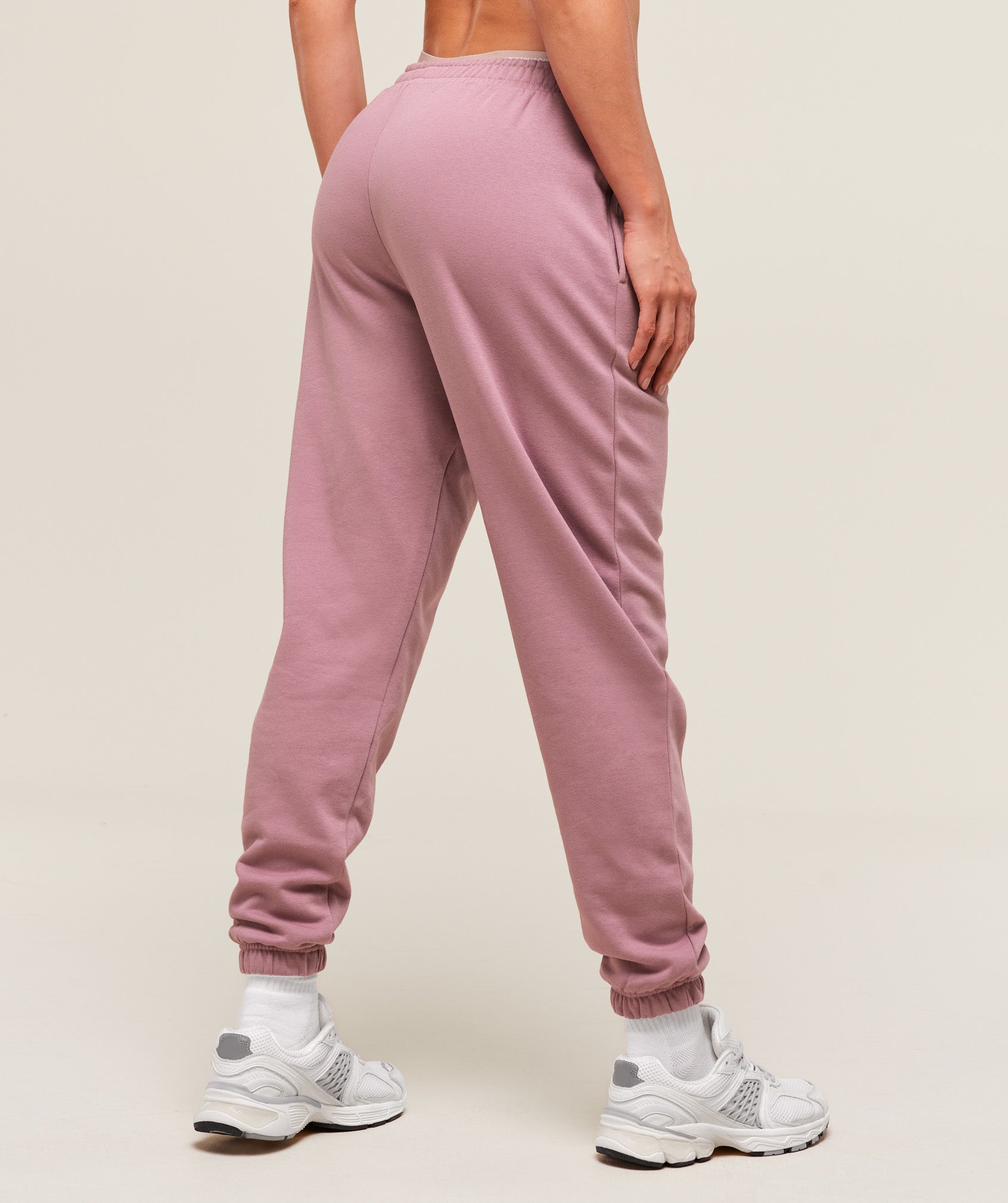 Training Fleece Joggers - Calm Pink