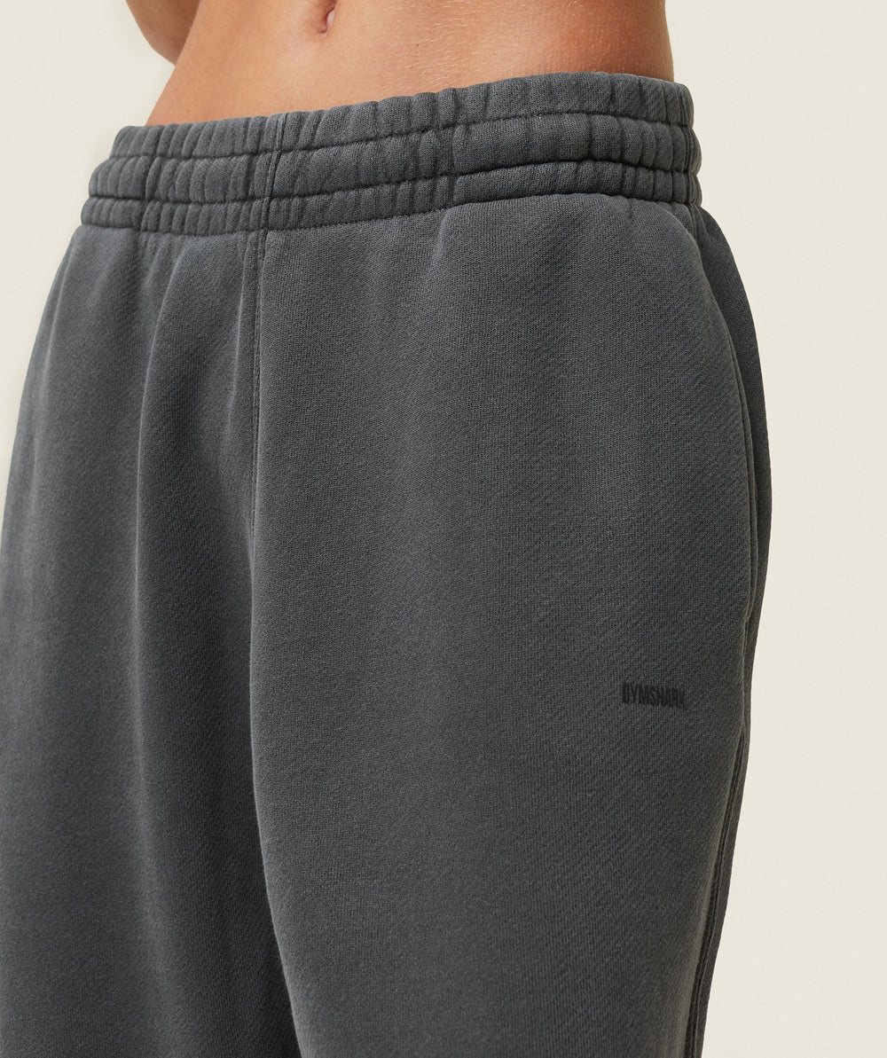 everywear Relaxed Joggers - Black