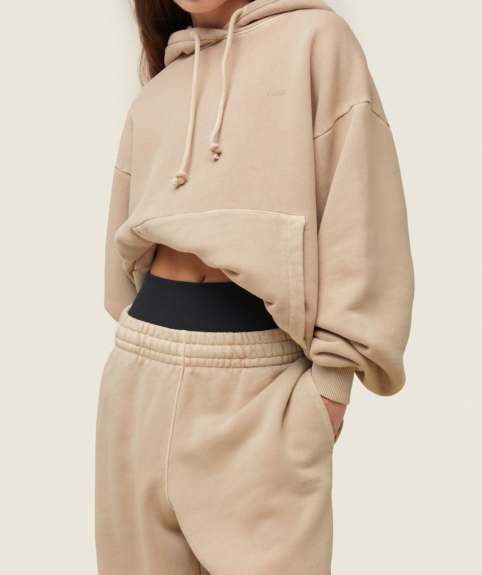everywear Relaxed Joggers - Deep Beige