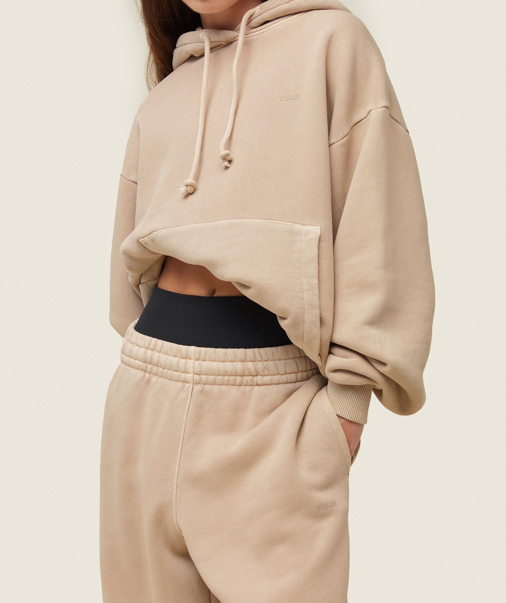 everywear Relaxed Joggers - Deep Beige