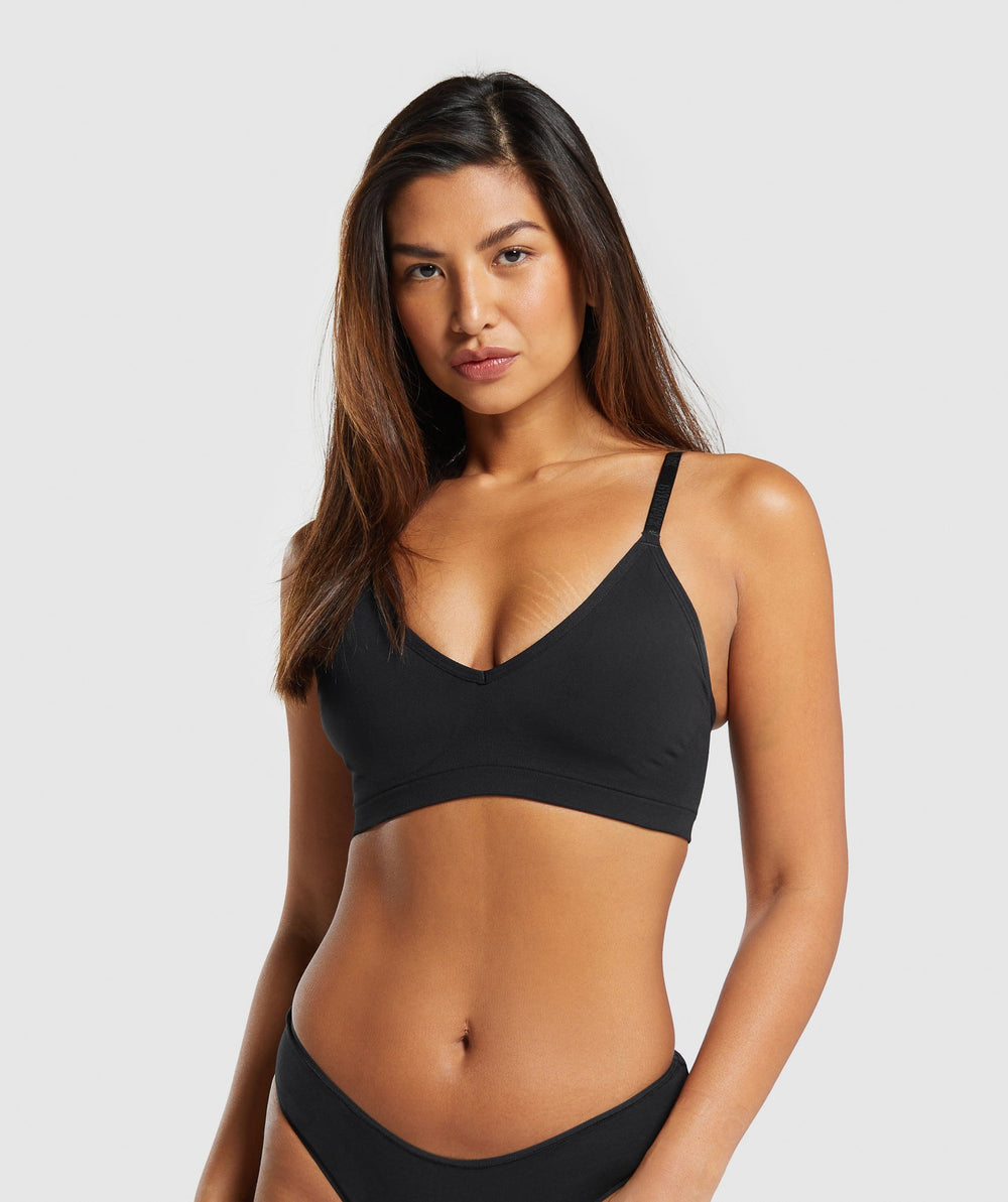 Seamless V Neck Bralette - Black