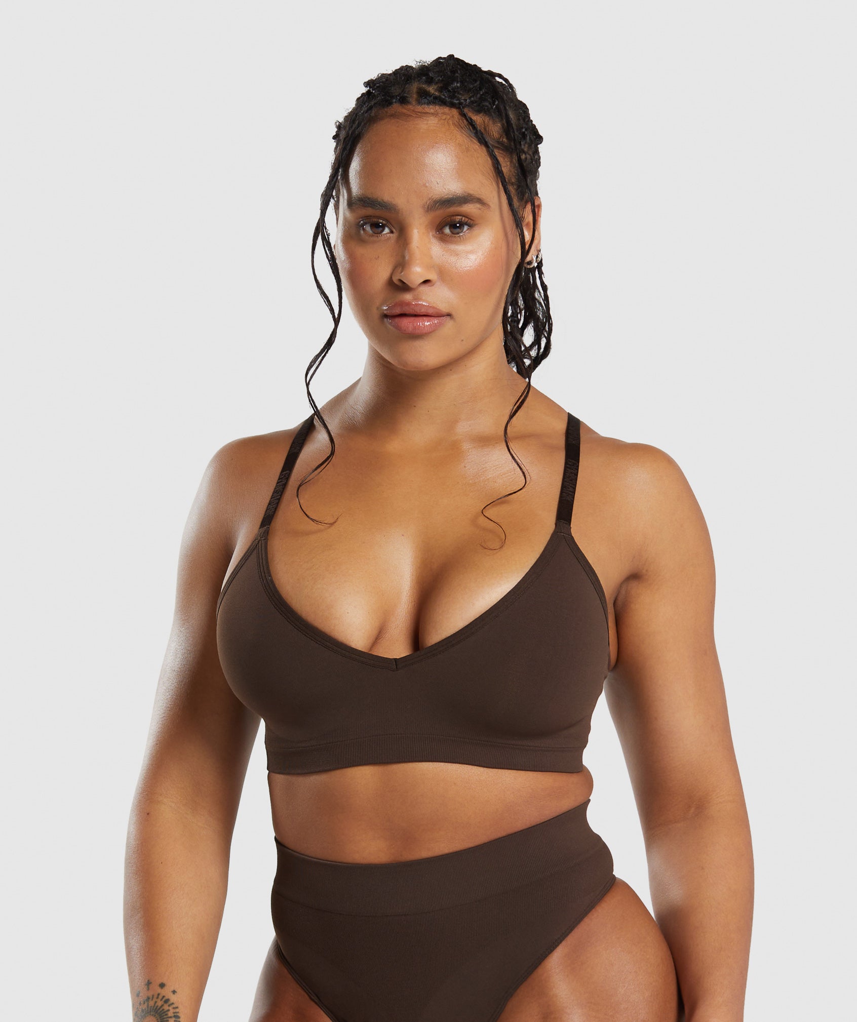 Seamless V Neck Bralette - Archive Brown