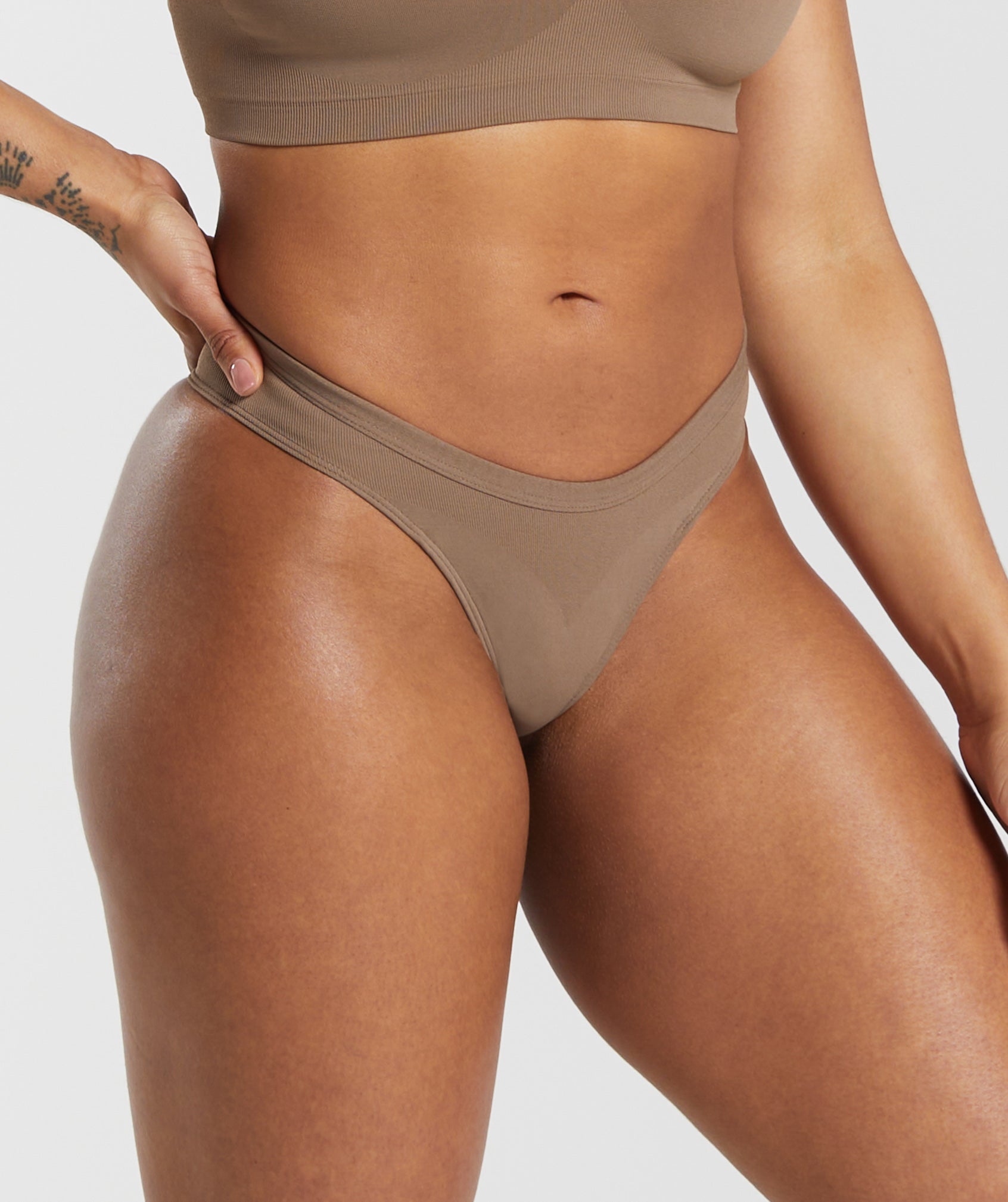Seamless Dipped Front Thong - Soul Brown
