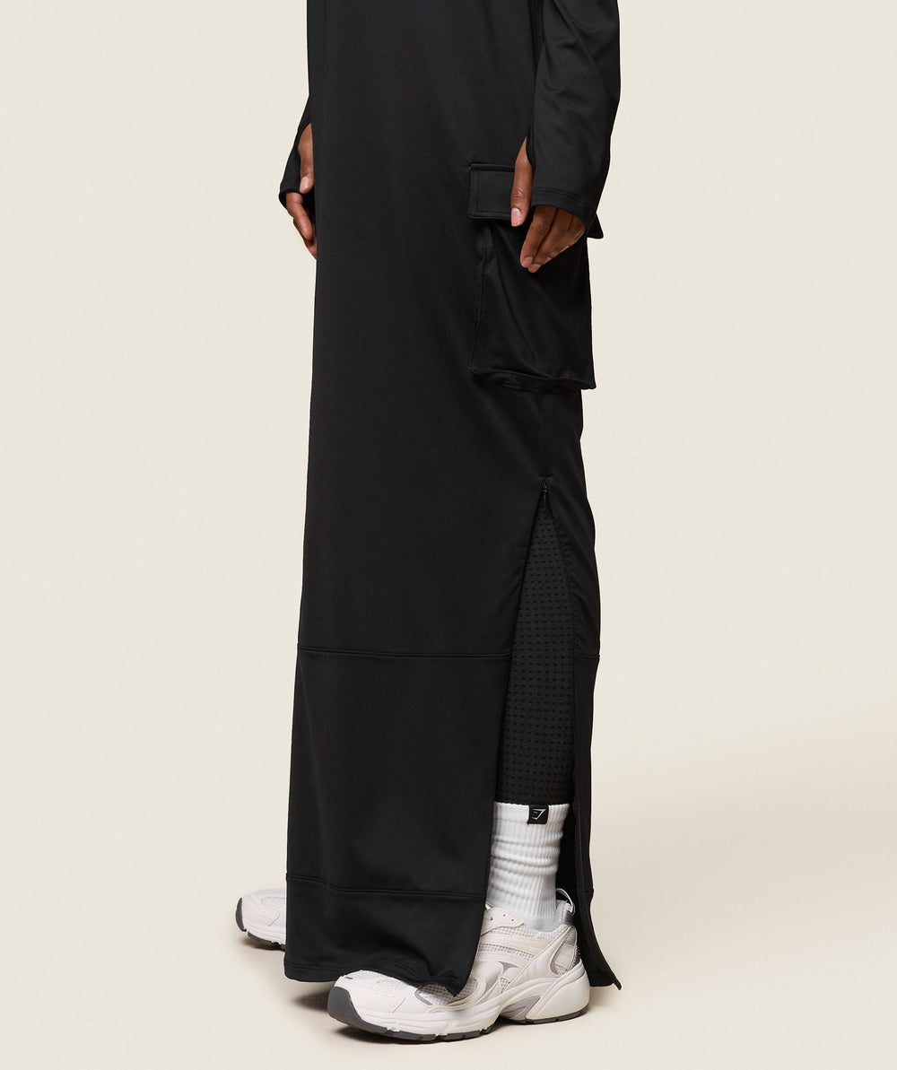 GS x Leana Deeb Abaya - Black