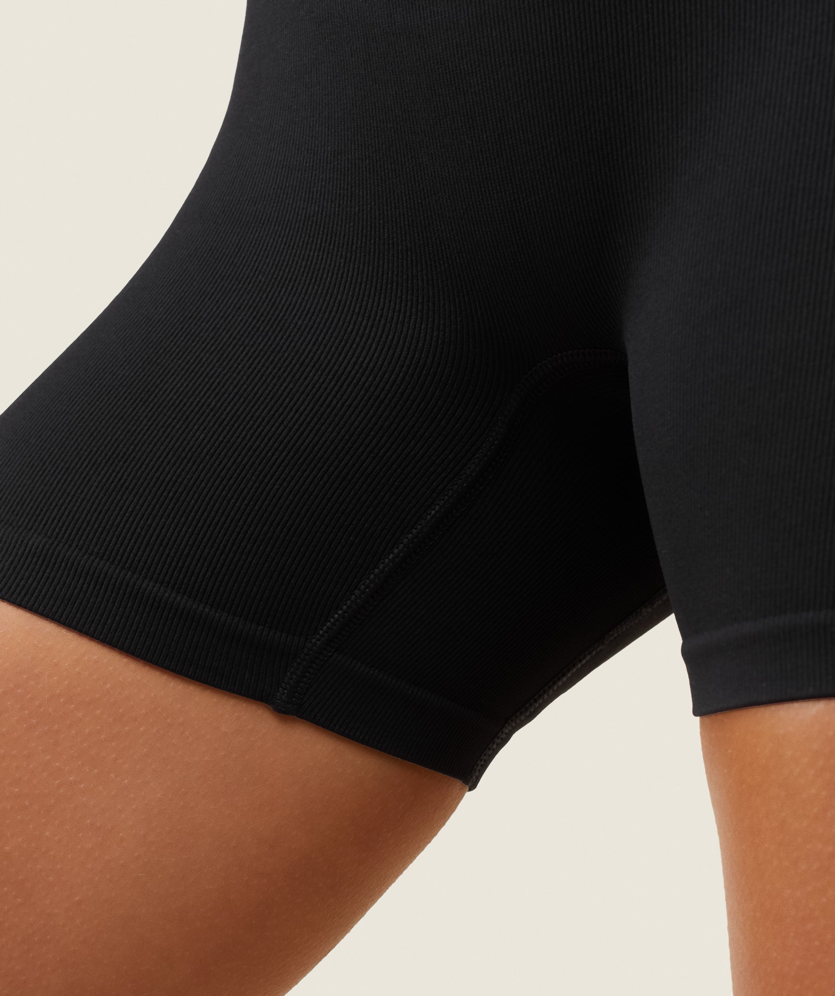everywear Seamless All in One - Black