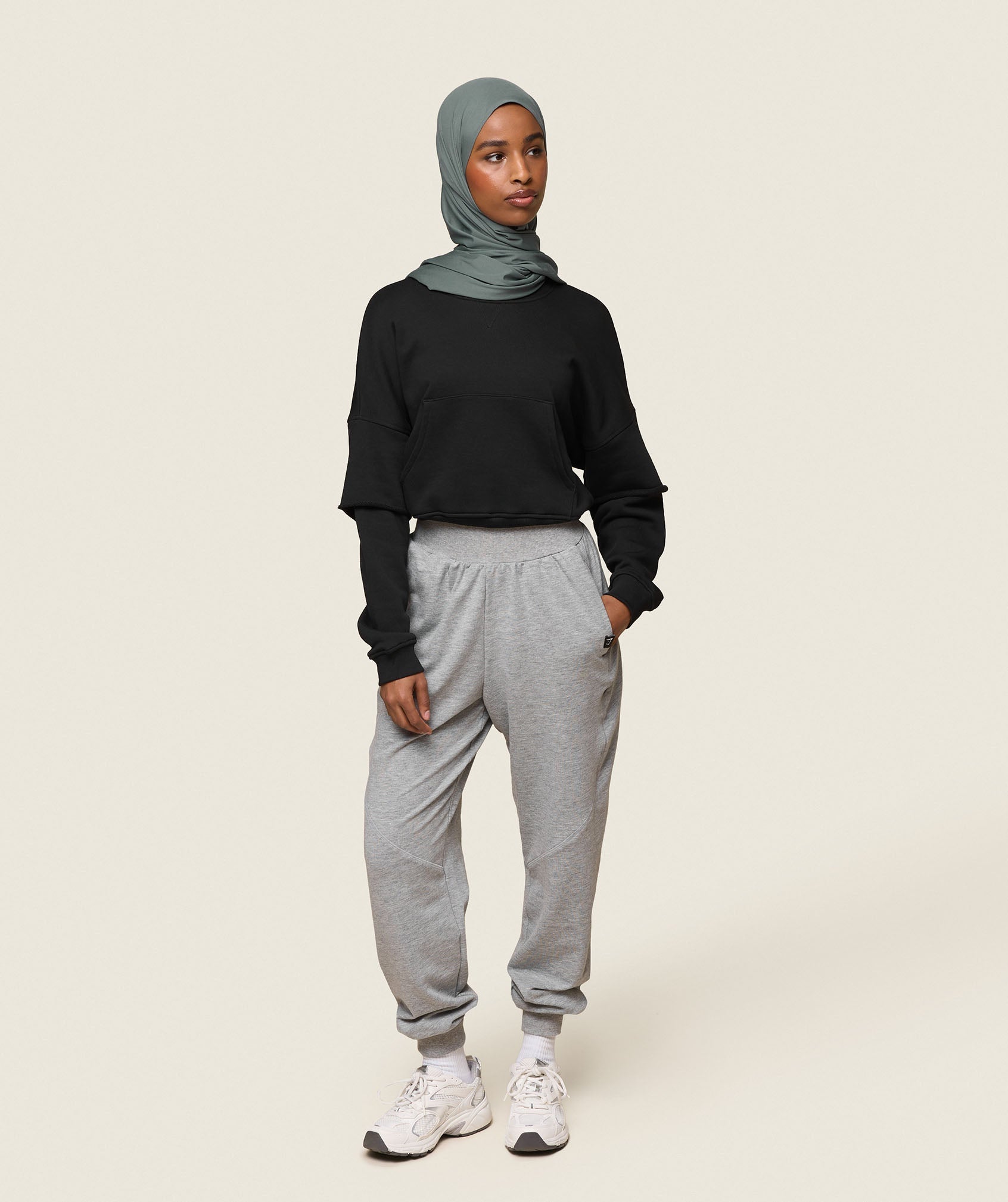 GS x Leana Deeb Training Joggers - Light Grey Marl