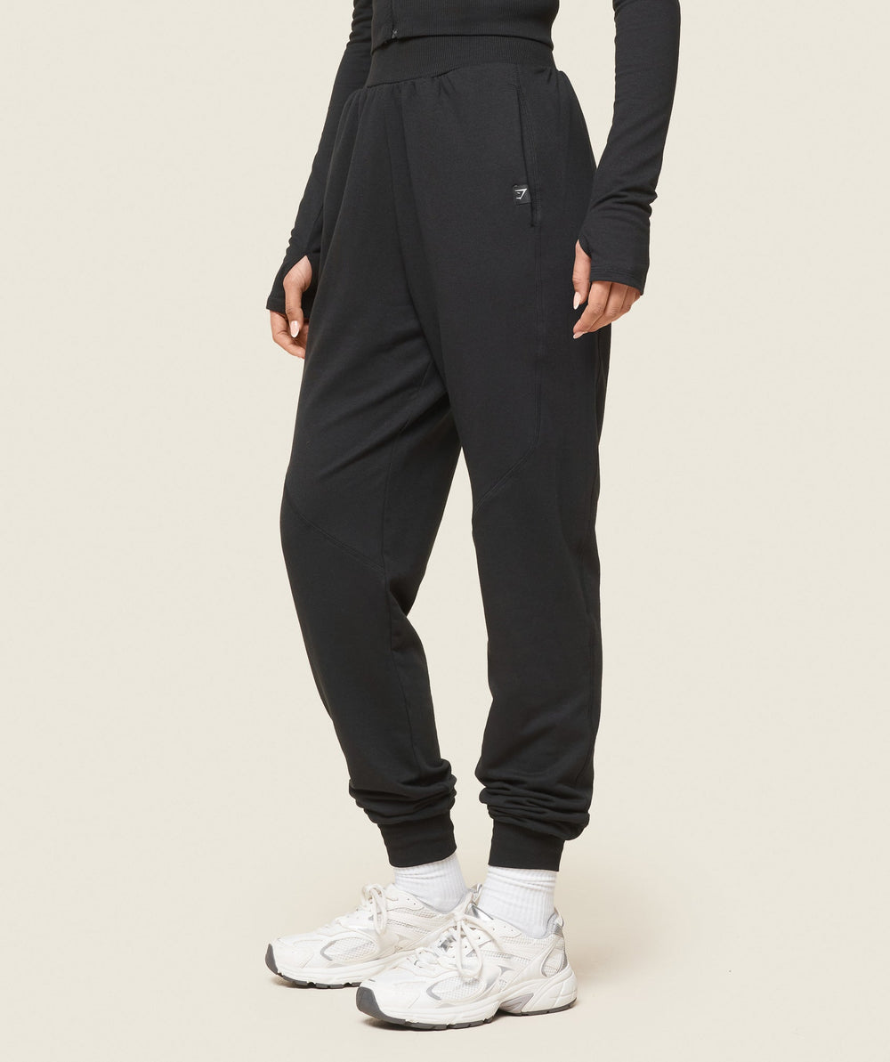 GS x Leana Deeb Training Joggers - Black