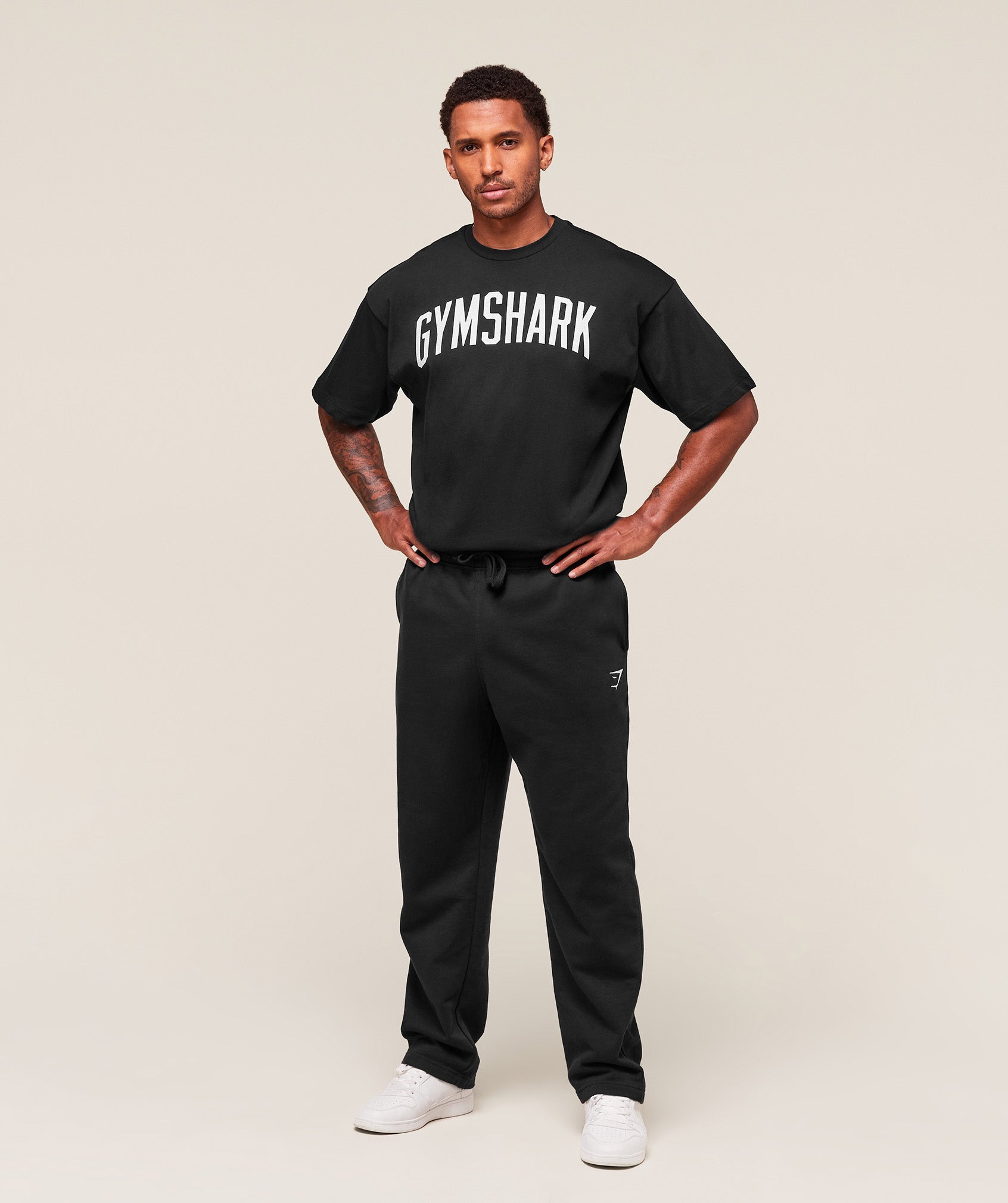 Worn Graphic T-Shirt - Black