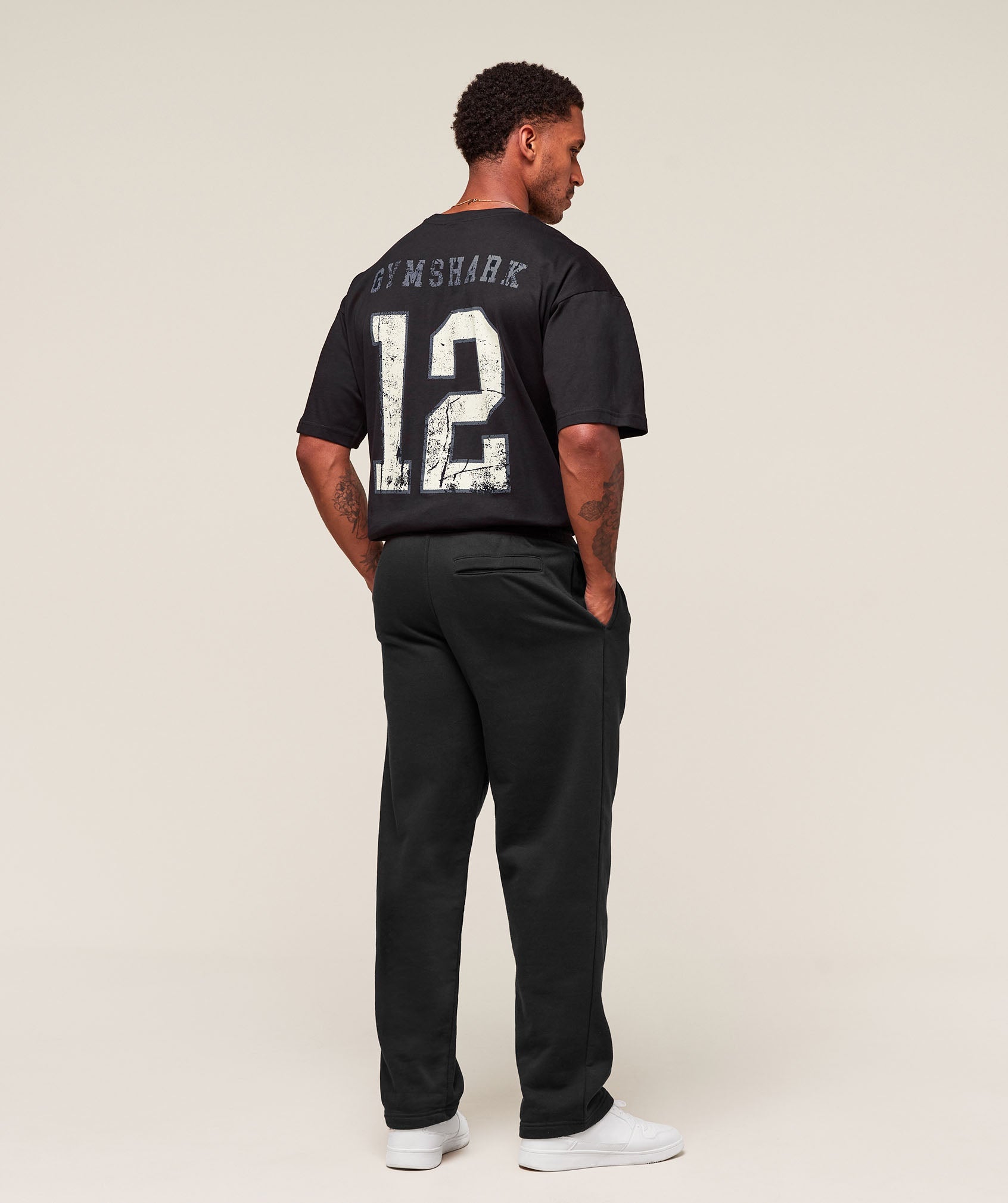 Collegiate Graphic T-shirt - Black