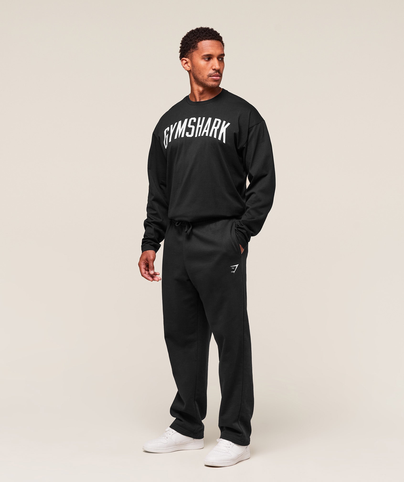 Worn Graphic Long Sleeve T-Shirt - Black