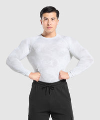 Geo Seamless Long Sleeve T-Shirt - White/Light Grey