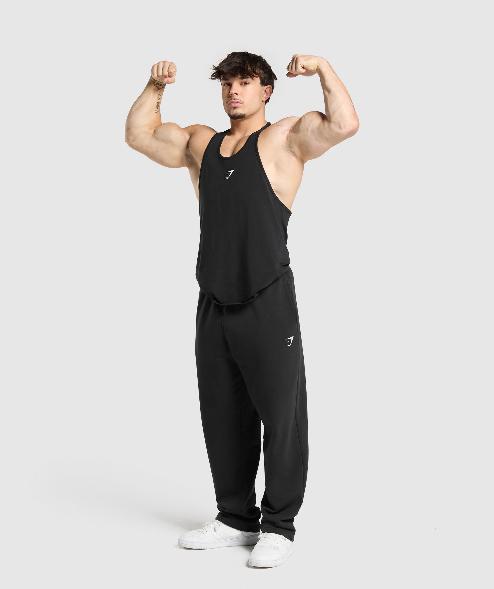 Critical Stringer - Black