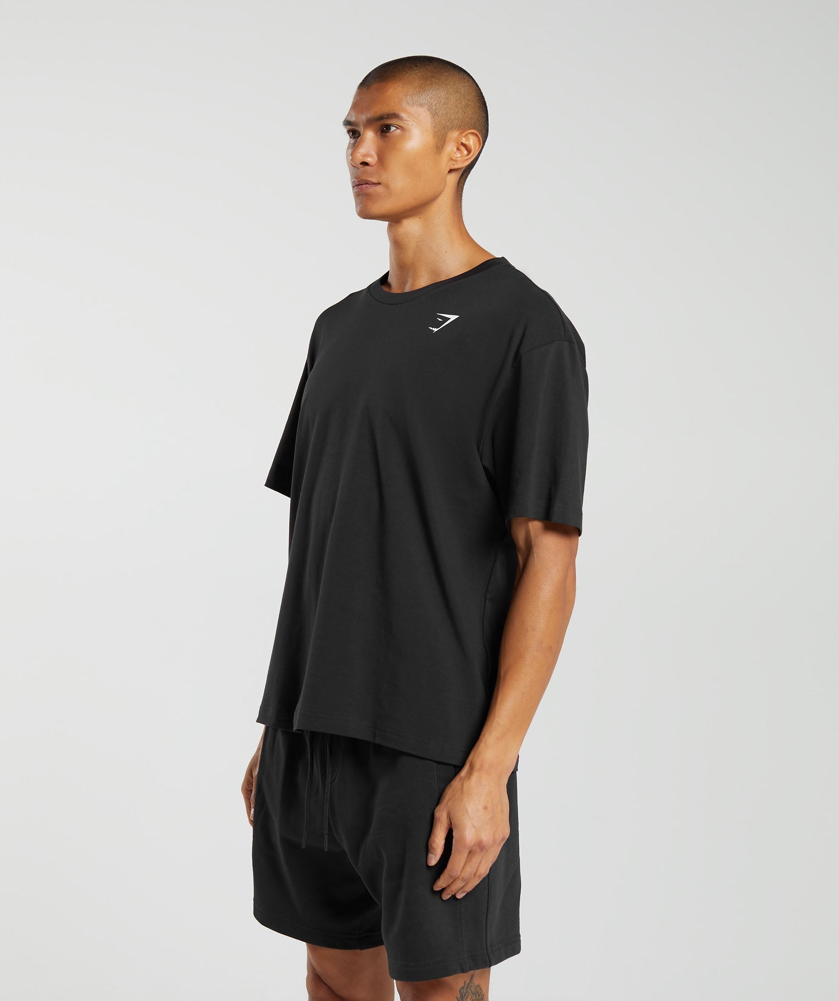Essential Oversized T-Shirt - Black