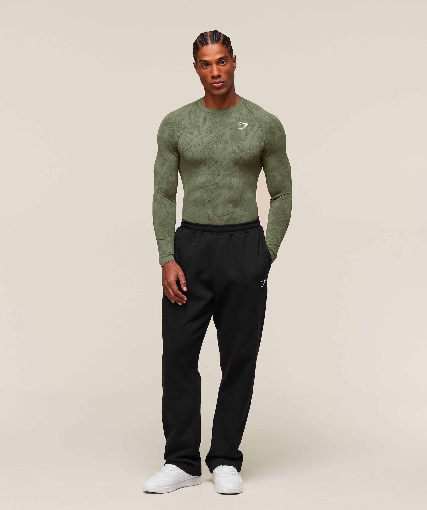Geo Seamless Long Sleeve T-Shirt - Core Olive/Deep Olive Green