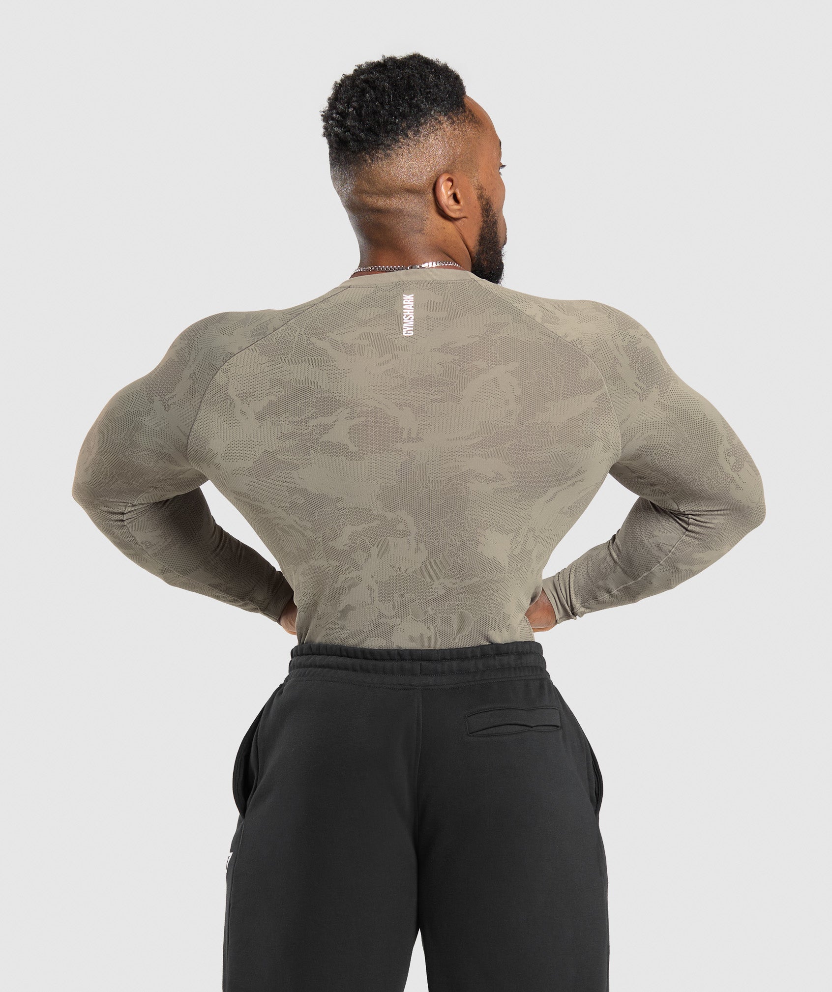 Geo Seamless Long Sleeve T-Shirt - Linen Brown/Camo Brown