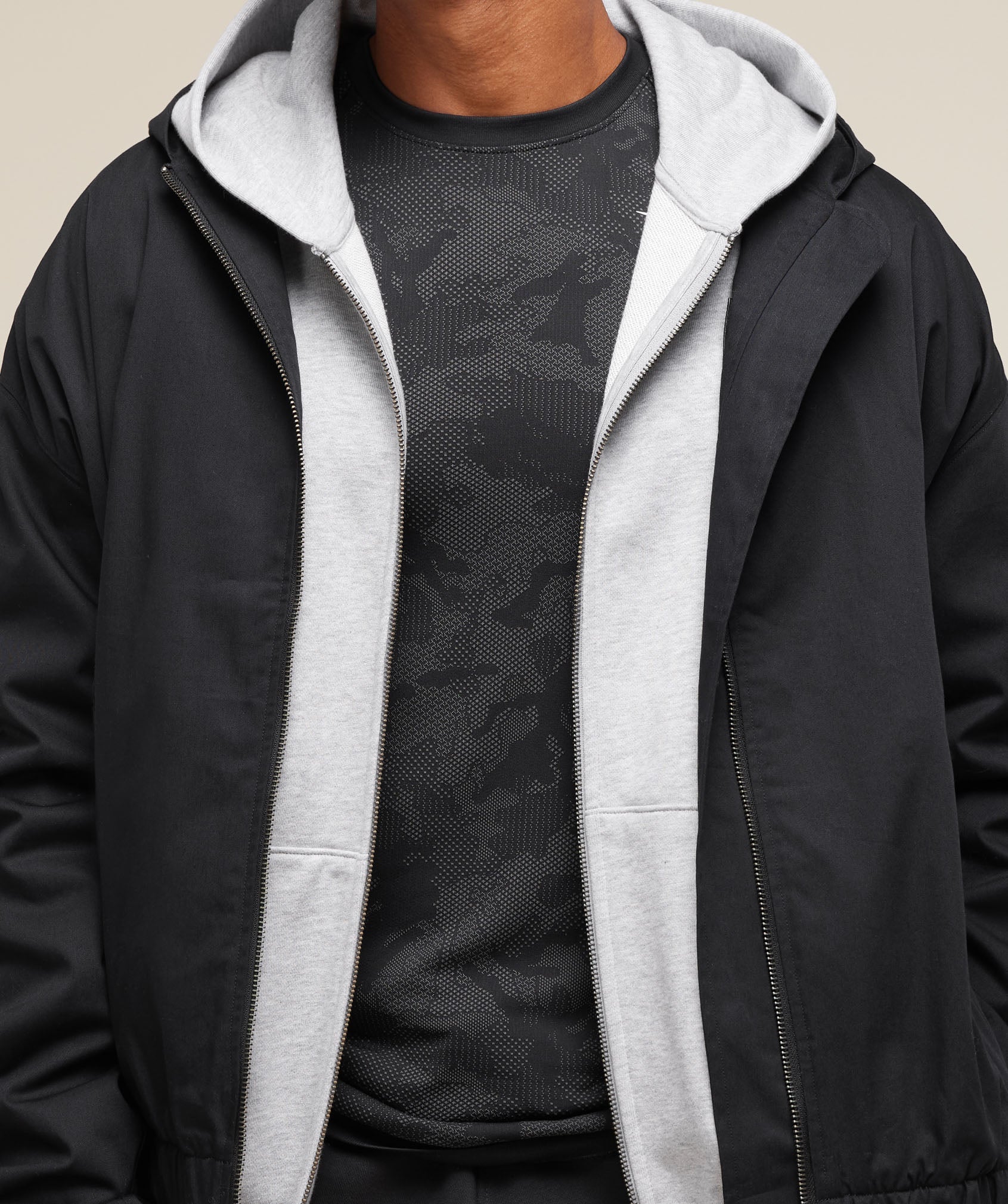 Geo Seamless T-Shirt - Black/Charcoal Grey