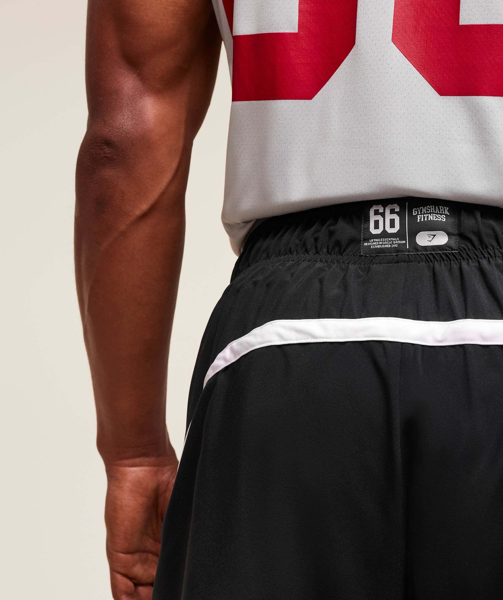 Varsity 7" Shorts - Black