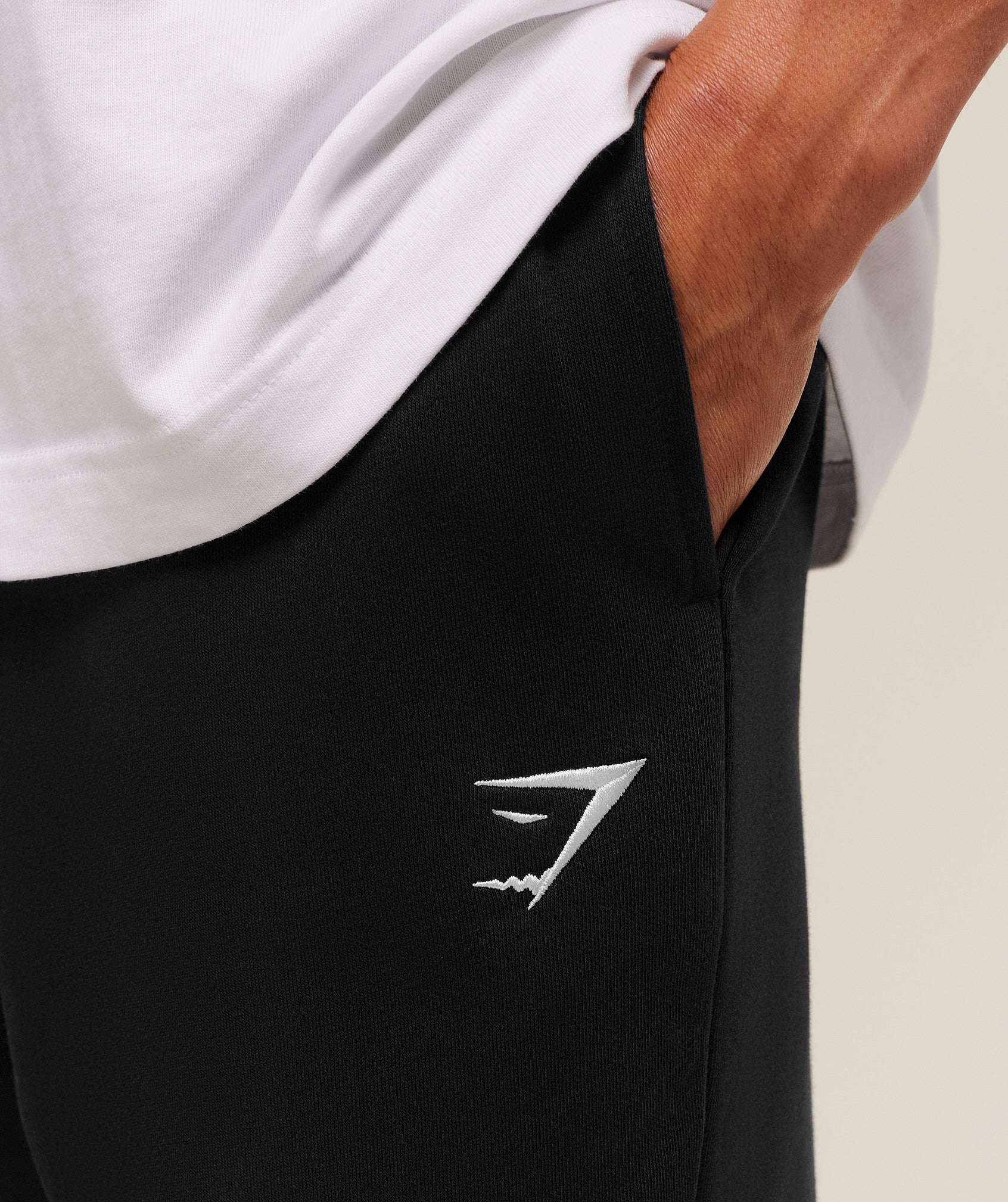 Crest Straight Leg Jogger Tall - Black