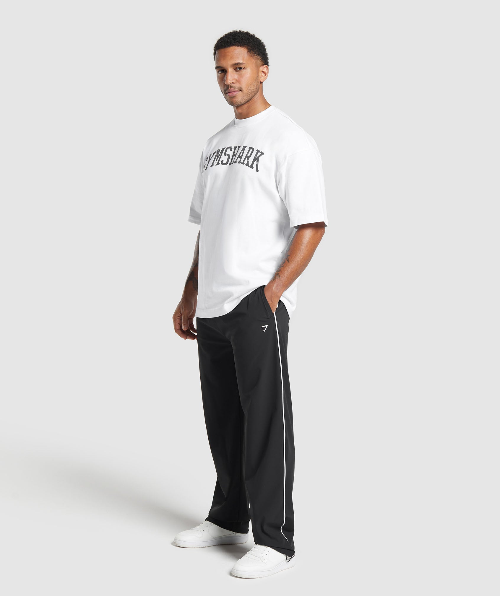 Contrast Straight Leg Pant - Black