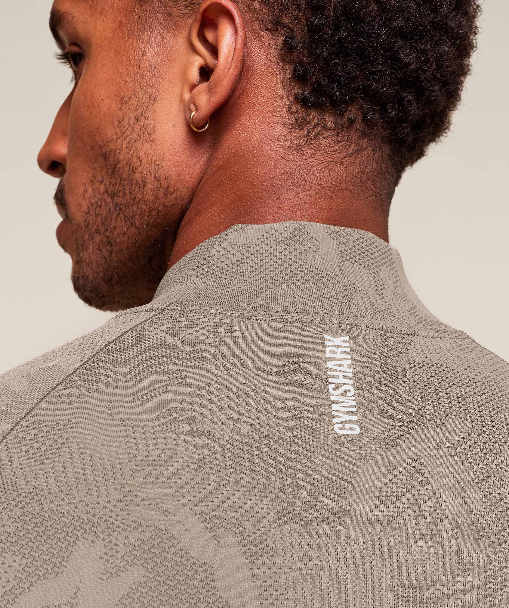 Geo Seamless 1/4 Zip - Linen Brown/Camo Brown