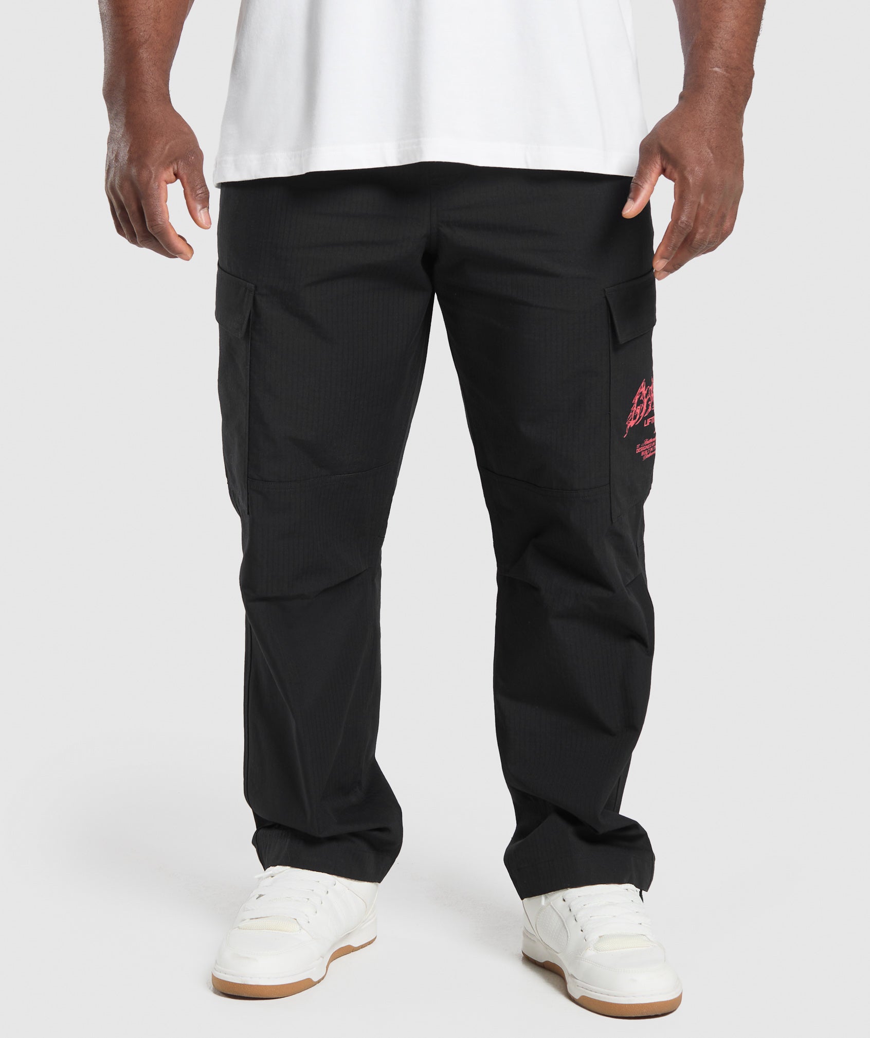 Metal Lifting Cargo Pants - Black