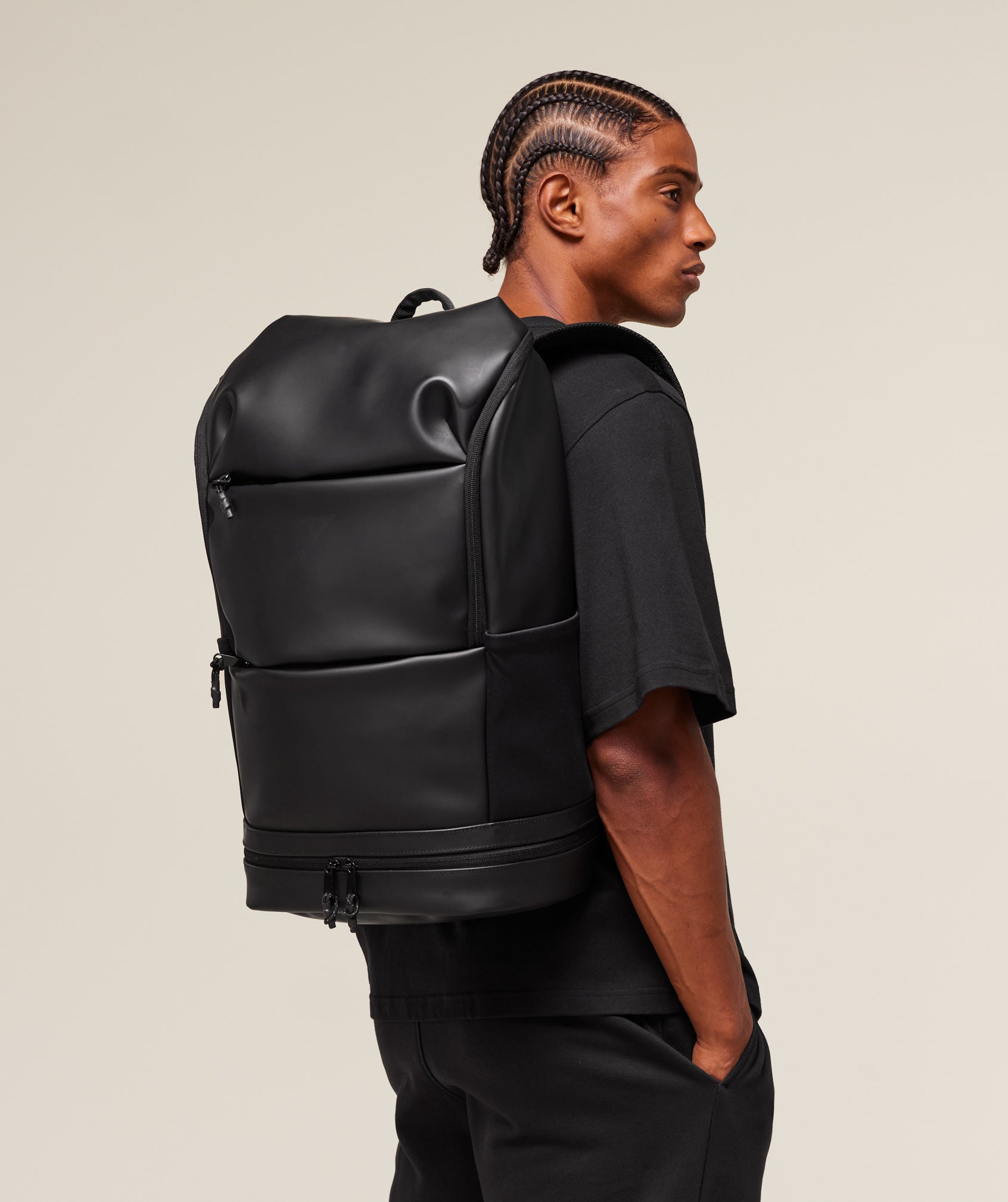 Sleek Backpack - Black