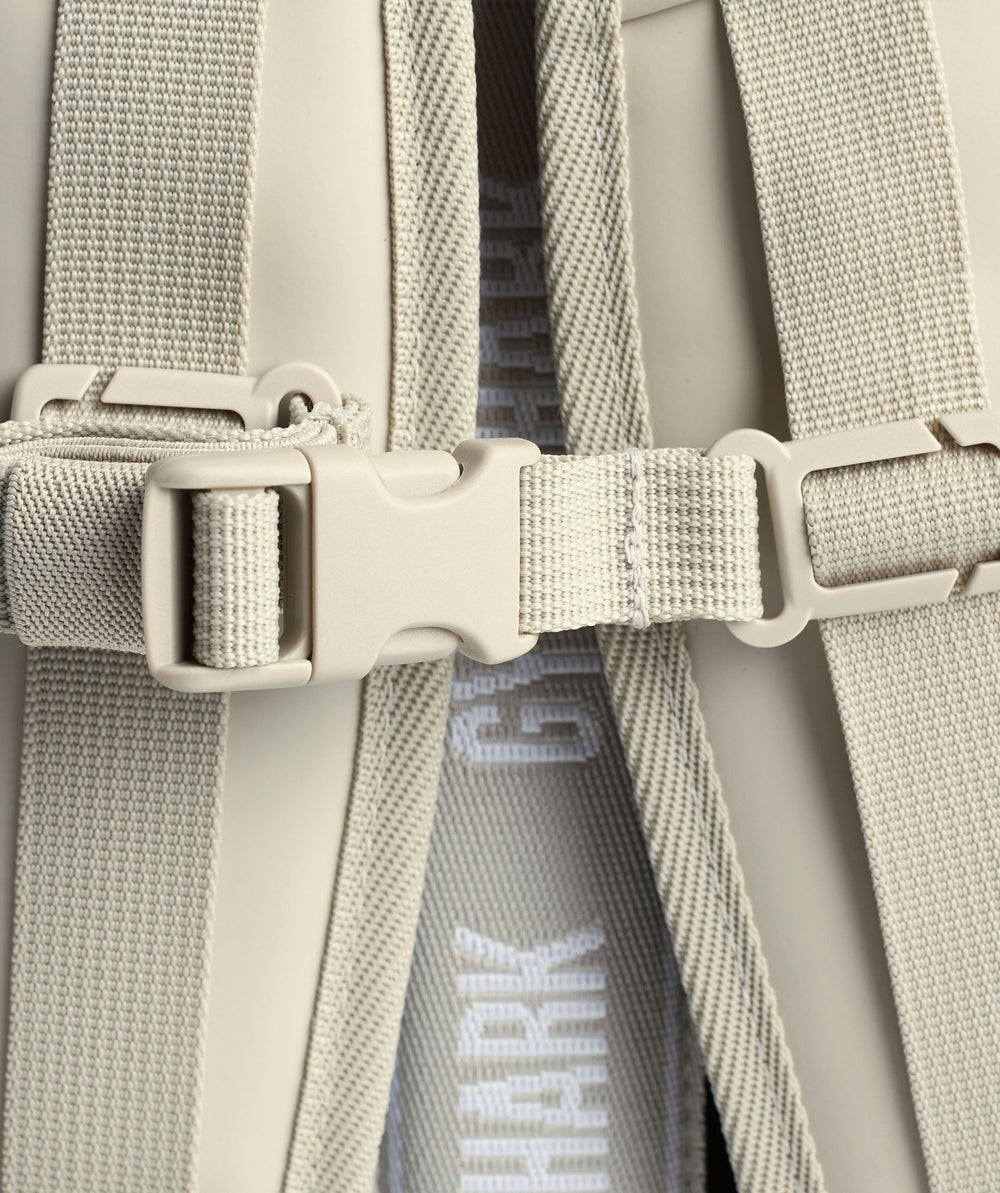 Sleek Backpack - Pebble Grey